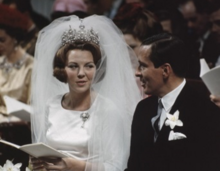 #020today: Vijftig jaar geleden jawoord Beatrix en Claus