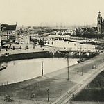 G. H. Heinen, Centraal Station, Prins Hendrikkade en St.Nicolaaskerk, gezien vanaf de Prins Hendrikkade,1895-1898