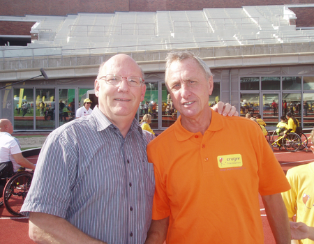 Jan en Johan in 2011 bij de open dag van de Cruyff Foundation