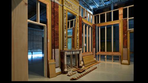 Opbouw Empire Kamer in expositie '1:1 Stijlkamers' in Het Nieuwe Instituut, 2015. Foto Johannes Schwartz