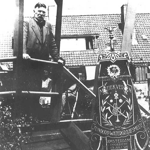 Theo Thijssen op verkiezingsbijeenkomst in de Watergraafsmeer, 1931. Foto Theo  Thijssenmuseum
