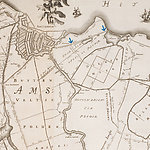 Jan Jansz Dou en Steven van Broeckhuysen, Kaart van het Hoogheemraadschap Rijnmond, 1647 (detail). De blauwe pijlen geven aan waar de dijk doorbrak.