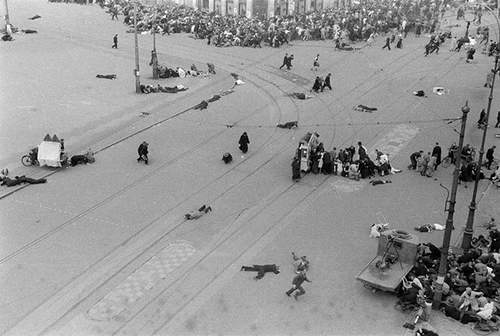 Beschieting op de Dam, 7 mei 1945