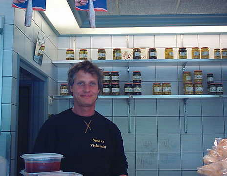 Jan Snoek in de winkel