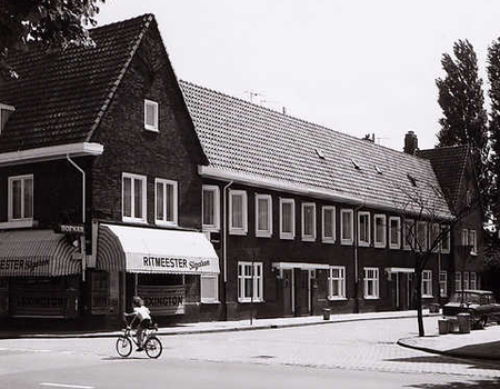 Sigarenwinkel Grol - Buys Ballotstraat 02 -  1973