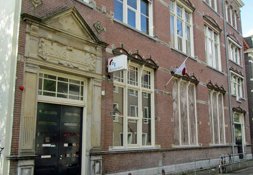 Voormalig volkshuis ‘Ons Huis’ aan de Rozenstraat (Wikimedia Commons, CC BY-SA 3.0 NL)