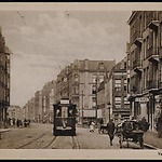 Tram in de Van Woustraat, ter hoogte  van de Rustenburgerstraat, 1910. Foto Stadsarchief Amsterdam