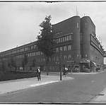 ‘De ‘Billen van Wijdeveld’, hoek van de Insulindeweg en de Celebesstraat, jaren twintig. bron: Stadsarchief Amsterdam.