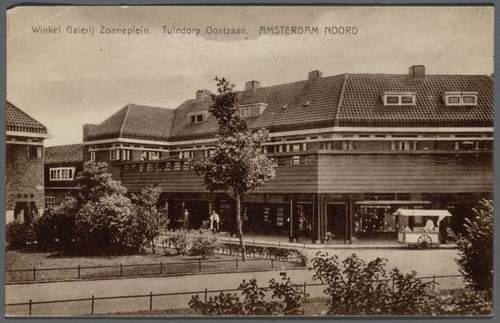 Winkelgalerij Zonneplein, ca. 1930. Foto: Stadsarchief Amsterdam.