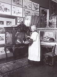 A. Alexandre, Henriette Ronner-Knip (1821-1909) in haar Brusselse atelier, foto, 1894